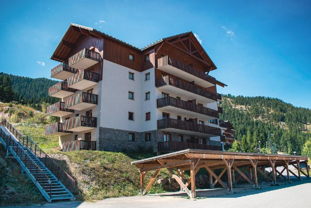 Aparthotel Les Gentianes By Actisource Puy-Saint-Vincent